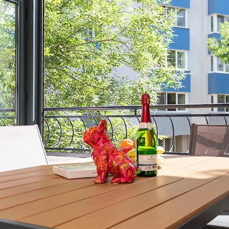 Lifestyle Flora * בורגאס
